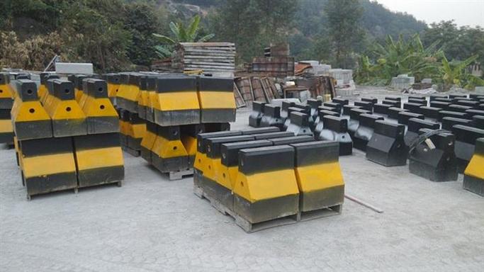 广州水泥隔离墩价格与订货量详解 水泥制品加工的采购指南